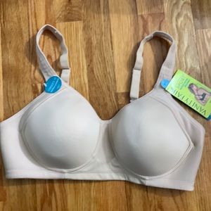NWT Vanity Fair Sports Bra - 36C - Nude